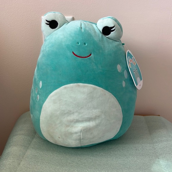 10 inch Novi the Frog squishmallow blue - Picture 1 of 4